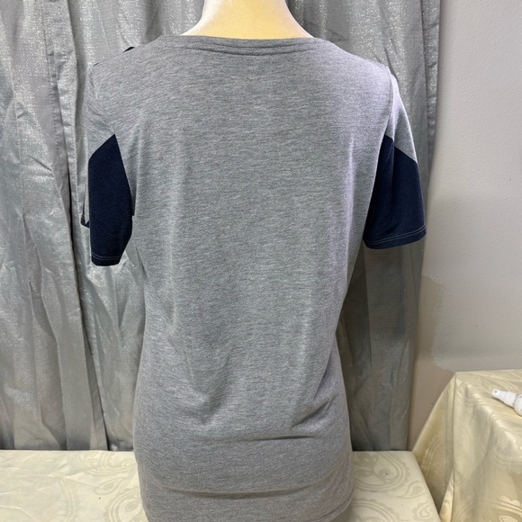 Nike Women's Gray and Navy Seattle Seahawks team shirt, woman’s size L - Picture 6 of 15
